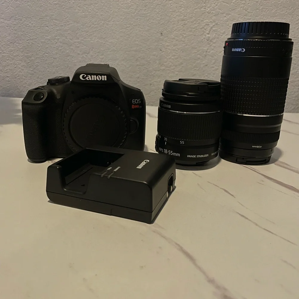 Canon DSLR Camera with Dual Lens Kit - Black